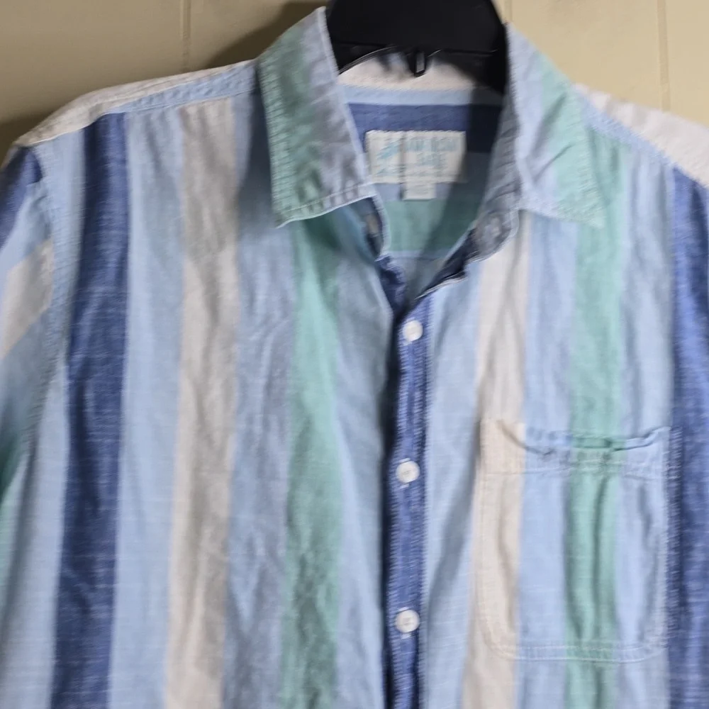 American Eagle Striped Button Up Resort Shirt Large - Picture 4 of 11